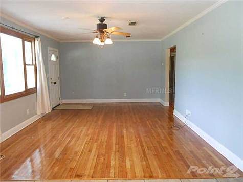 3rd image of 5805 Roberta Cir
