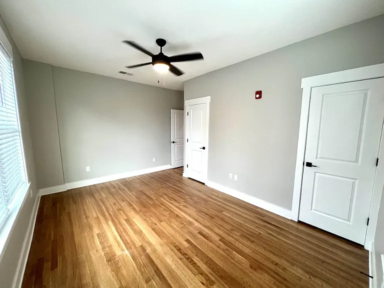 26 N McLean Blvd #201 — Photo 20