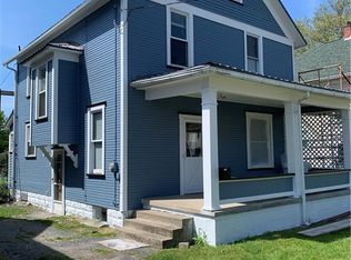 179 W Martin St, East Palestine, OH