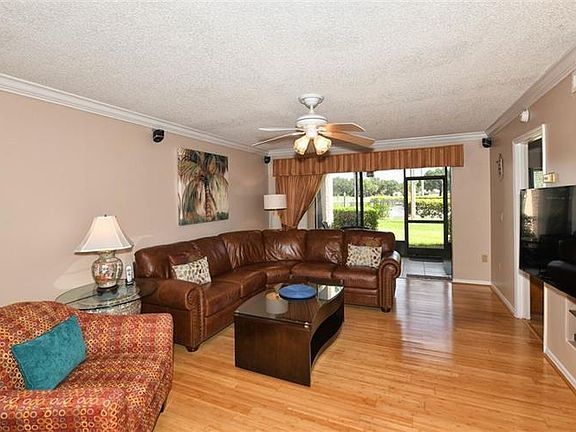 3rd image of 6221 Timber Lake Dr Unit C5