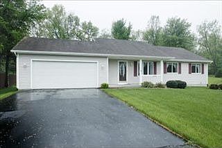 2nd image of 35715 Margurite Ln