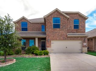 5936 Trout Dr, Fort Worth, TX 76179