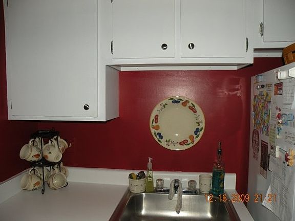 5th image of 6858 Beacon Dr APT A