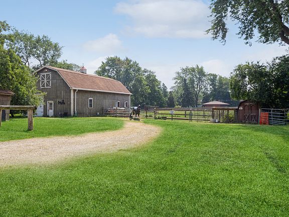 2nd image of 20W561 Army Trail Blvd