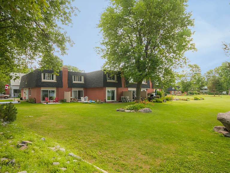 2780 Rowatt St — Photo 16