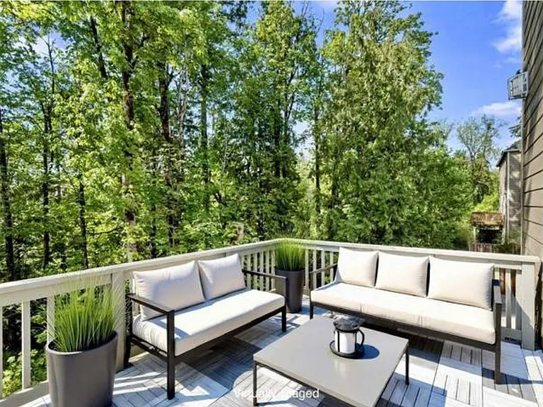 11379 NW Odeon Ln — Photo 23