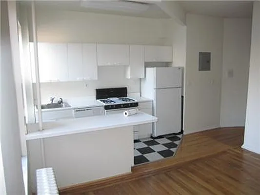 Rented by AJ Clarke | media 12