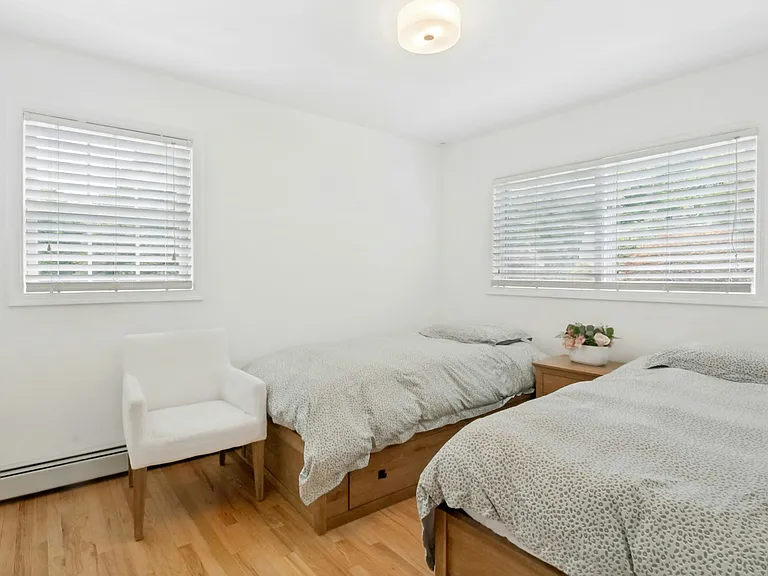 575 Washington Ave — Photo 20
