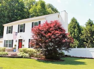 2 Jersey Pl, Newton, NJ 07860