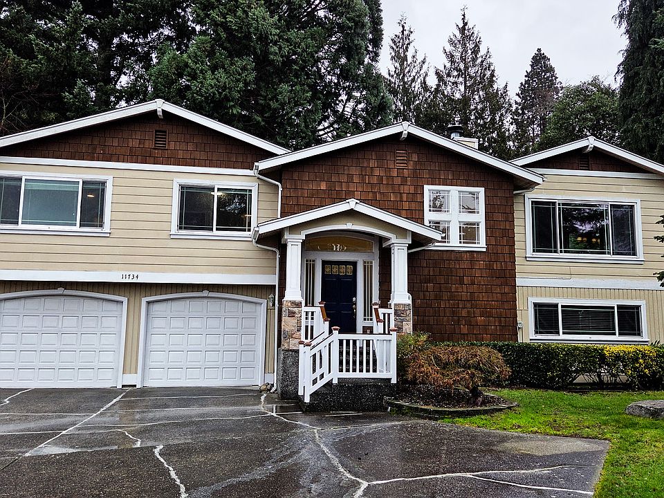 Private, spacious lot in desirable Finn Hill.