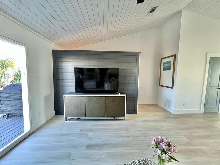 1 Gulf Breeze Ct — Photo 5