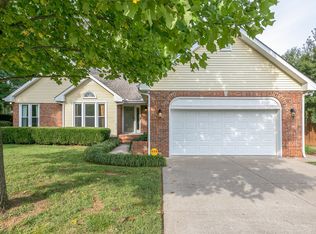 1516 Magnolia Dr, Murfreesboro, TN 37128