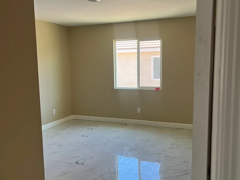 2450 N Sierra Way #2488 — Photo 5