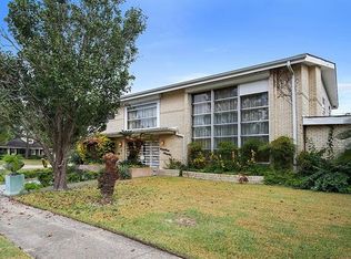 6331 Paris Ave, New Orleans, LA 70122