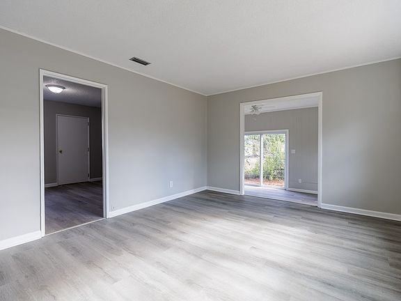 4th image of 602 Pinetree Rd