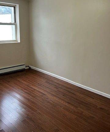 4th image of 178-06 Sayres Ave #B