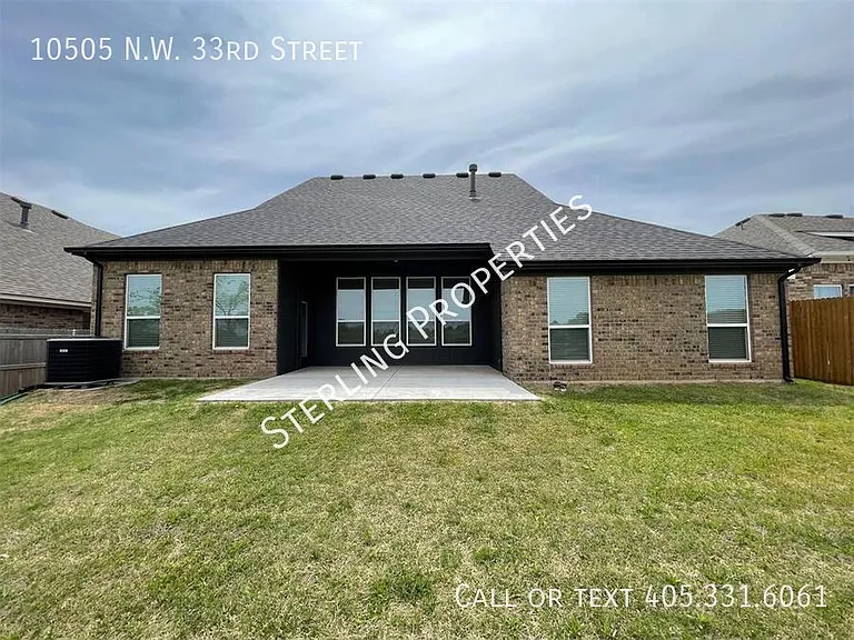 10505 N West 33rd St — Photo 40