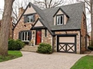 6917 N Wildwood Ave, Chicago, IL