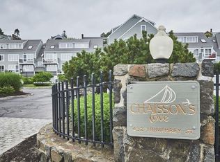 432 Humphrey St APT 3, Swampscott, MA 01907