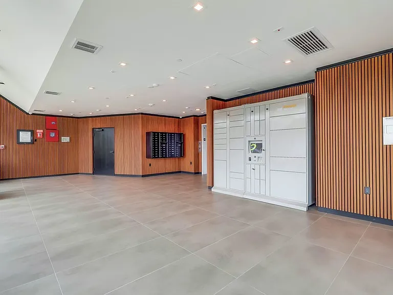 Lux Lofts LA — Photo 39