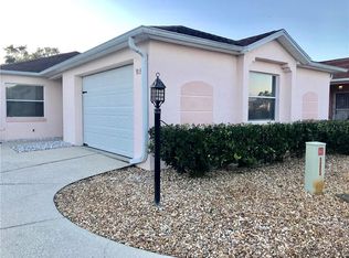 913 Mendoza Blvd, Lady Lake, FL 32159
