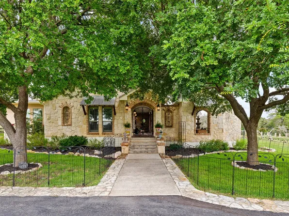 204 Kendall Jackson, Comfort, TX 78013