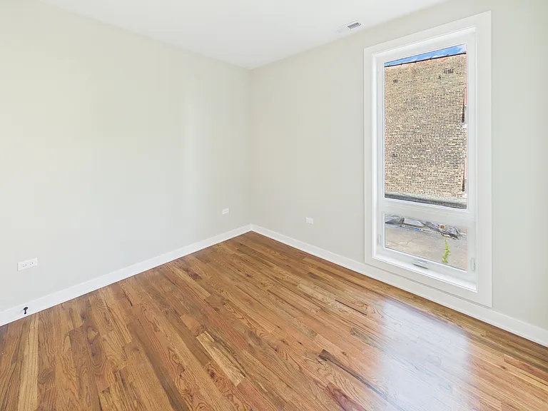 2839 W 24th Blvd #1F — Photo 14