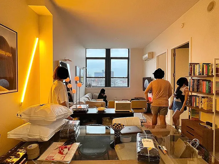 17 Monitor St #4R — Photo 1