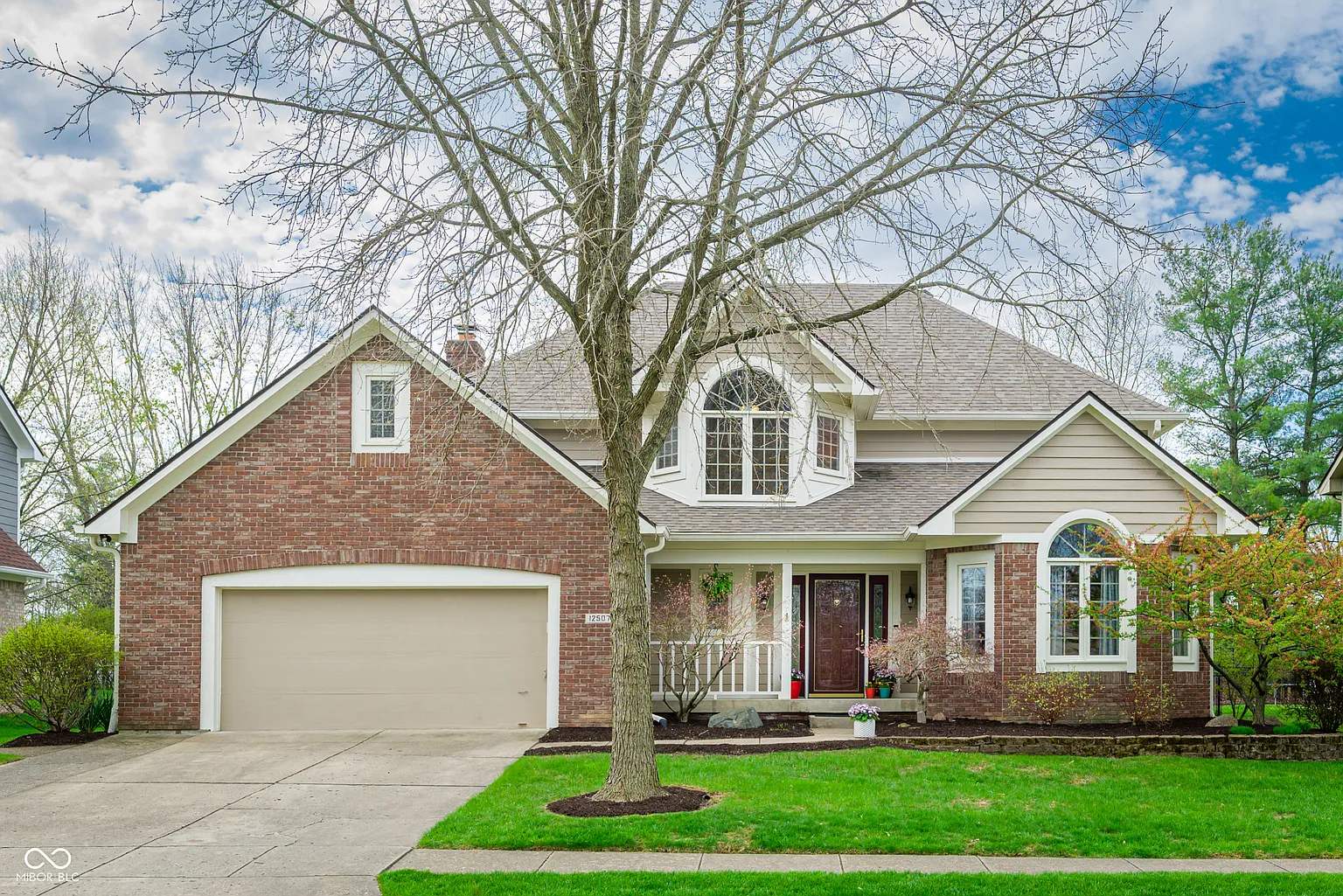 12507 Doe Ln photo 1