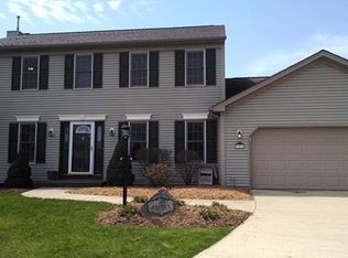 906 Beacon St, Brunswick, OH 44212
