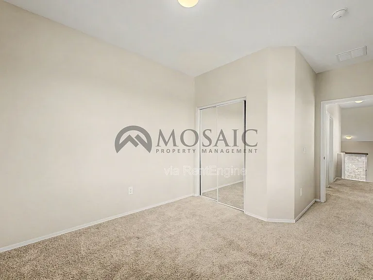1384 S Sabino Dr — Photo 22
