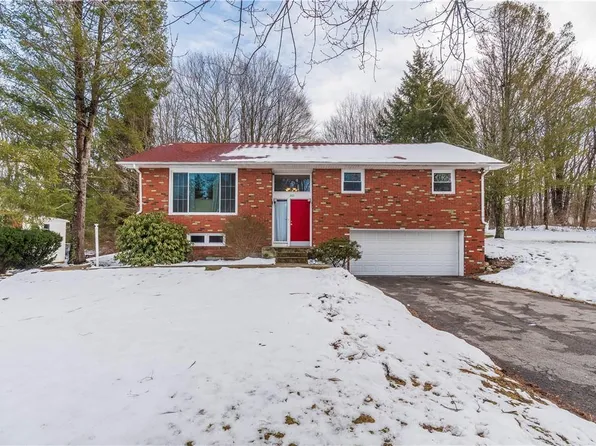 222 Vineyard Avenue, Highland, NY 12528