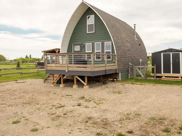 35 N Mount Vista Dr, Hill Spring, AB T0K 1E0