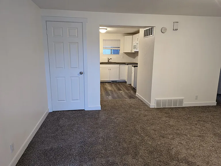 580 S 470 E #1 — Photo 3