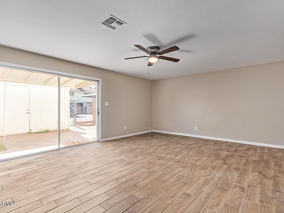 5th image of 1682 W CAMPBELL Avenue