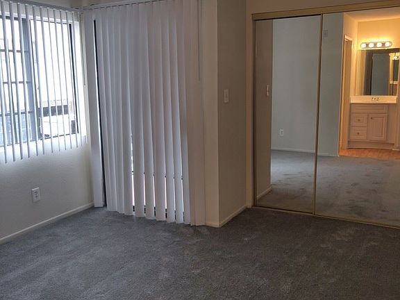 5th image of 21821 Saticoy St APT 3
