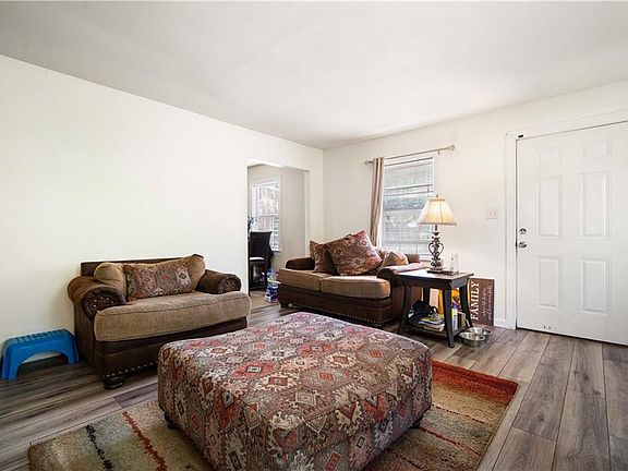 4th image of 1428 Tampa Drive
