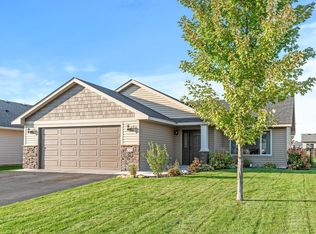 771 Park Brook Rd NW, Isanti, MN 55040