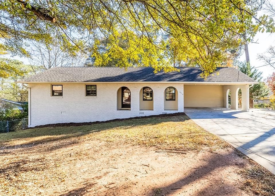 1st image of 2574 Regal Cir