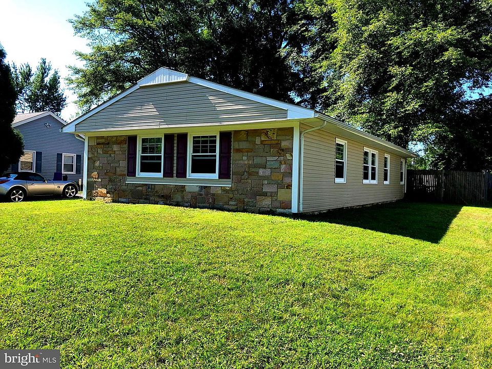 2nd image of 51 Eddington Ln