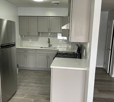 2nd image of 10035 Ferndale St Floor 1