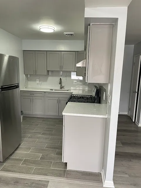 Building Photo - 10035 Ferndale St #1