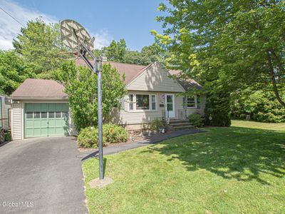 33 Woodside Drive, Glenville, NY, 12302