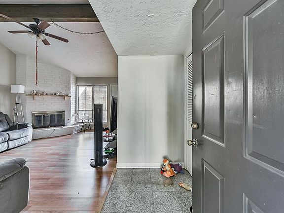 5th image of 8555 Wilcrest Dr