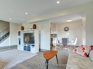 766 Walter St #J, Cambridge, ON N3H 4P3