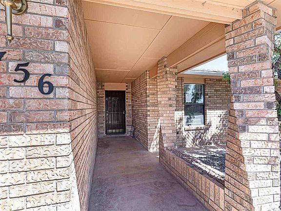 2nd image of 756 Montwood Ct