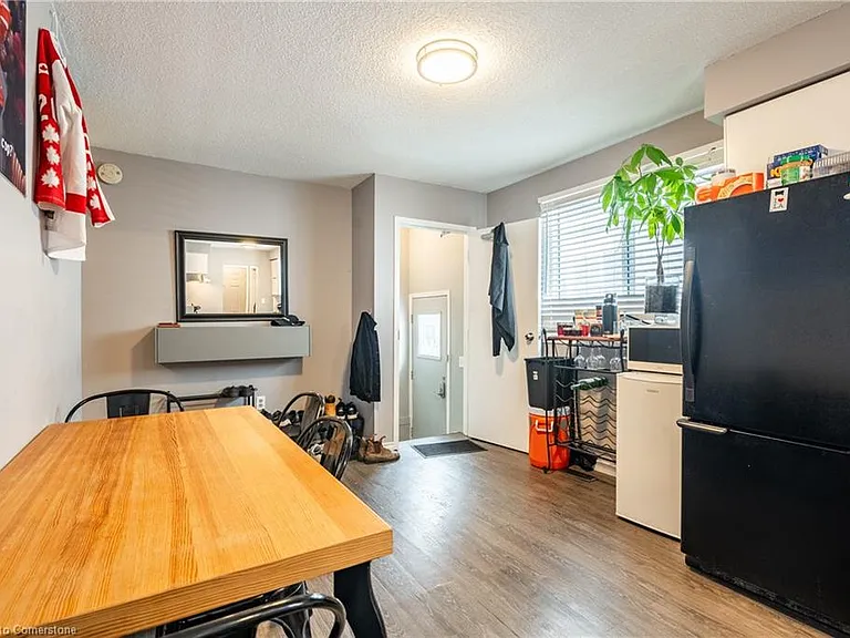 19 Patricia St — Photo 14
