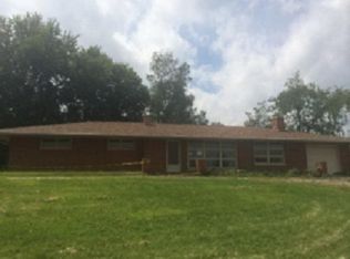 3335 Cedarwood Rd, Fairborn, OH 45324