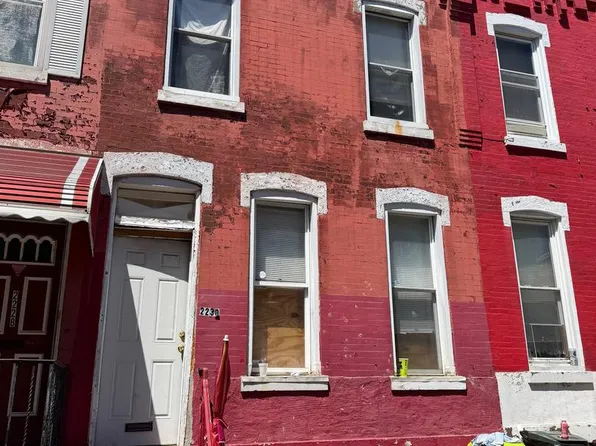 2230 N Cleveland St, Philadelphia, PA 19132