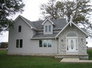 5690 N 700 E, Craigville, IN 46731